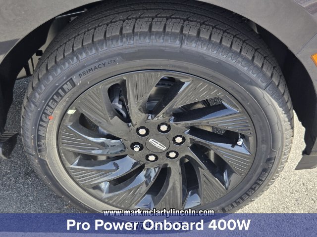 New 2027 Lincoln Navigator Reserve w/ Jet Appearance Package AWD/4WD image 17