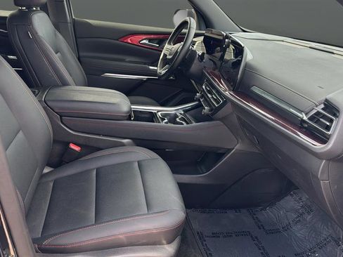 Used 2024 Chevrolet Traverse Z71 AWD/4WD image 27