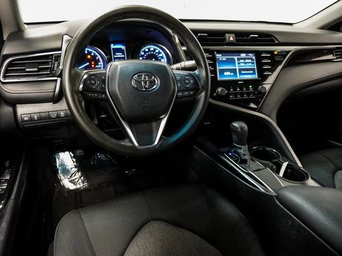 Used 2020 Toyota Camry LE image 13