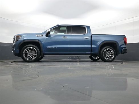 Used 2025 GMC Sierra 1500 Denali w/ Denali Reserve Package image 28