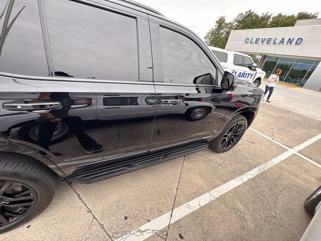 Used 2021 GMC Yukon SLT w/ SLT Premium Package AWD/4WD image 25