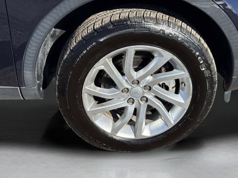 Used 2017 Land Rover Discovery Sport HSE image 36