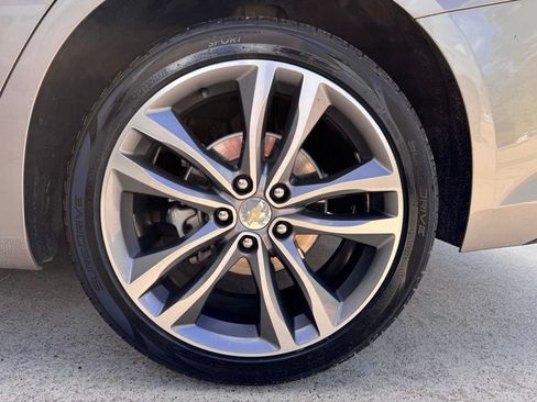 Used 2024 Chevrolet Malibu LT FWD image 25