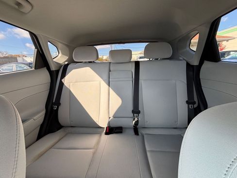 Used 2025 Hyundai Kona SEL image 38