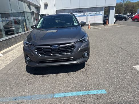 Certified 2025 Subaru Crosstrek 2.5i Limited w/ Crosstrek Mirror Package image 4