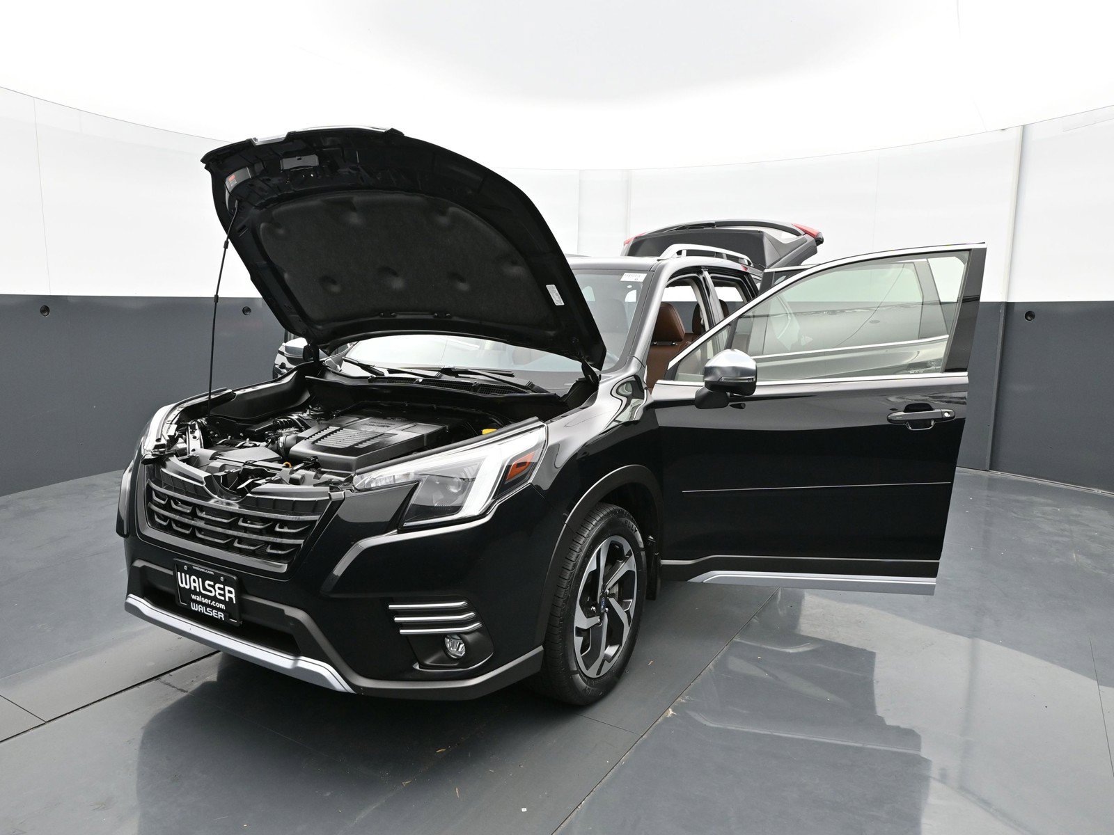 Used 2023 Subaru Forester Touring AWD/4WD image 38