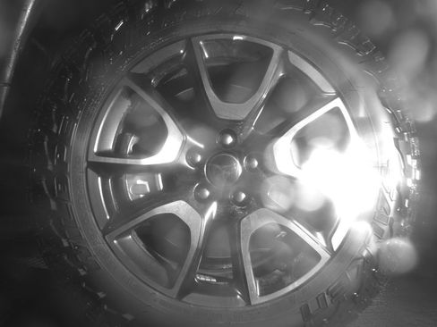 Used 2025 Jeep Compass Trailhawk image 12