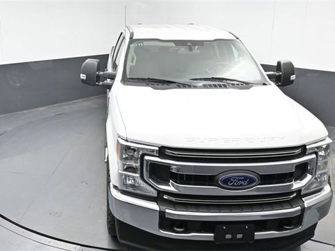 Used 2020 Ford F250 XLT image 38