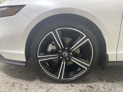 Certified 2025 Honda Accord Sport image 10