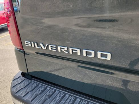 Used 2026 Chevrolet Silverado 1500 LT AWD/4WD image 8