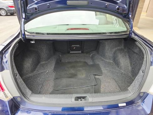 Used 2012 Honda Accord LX image 9