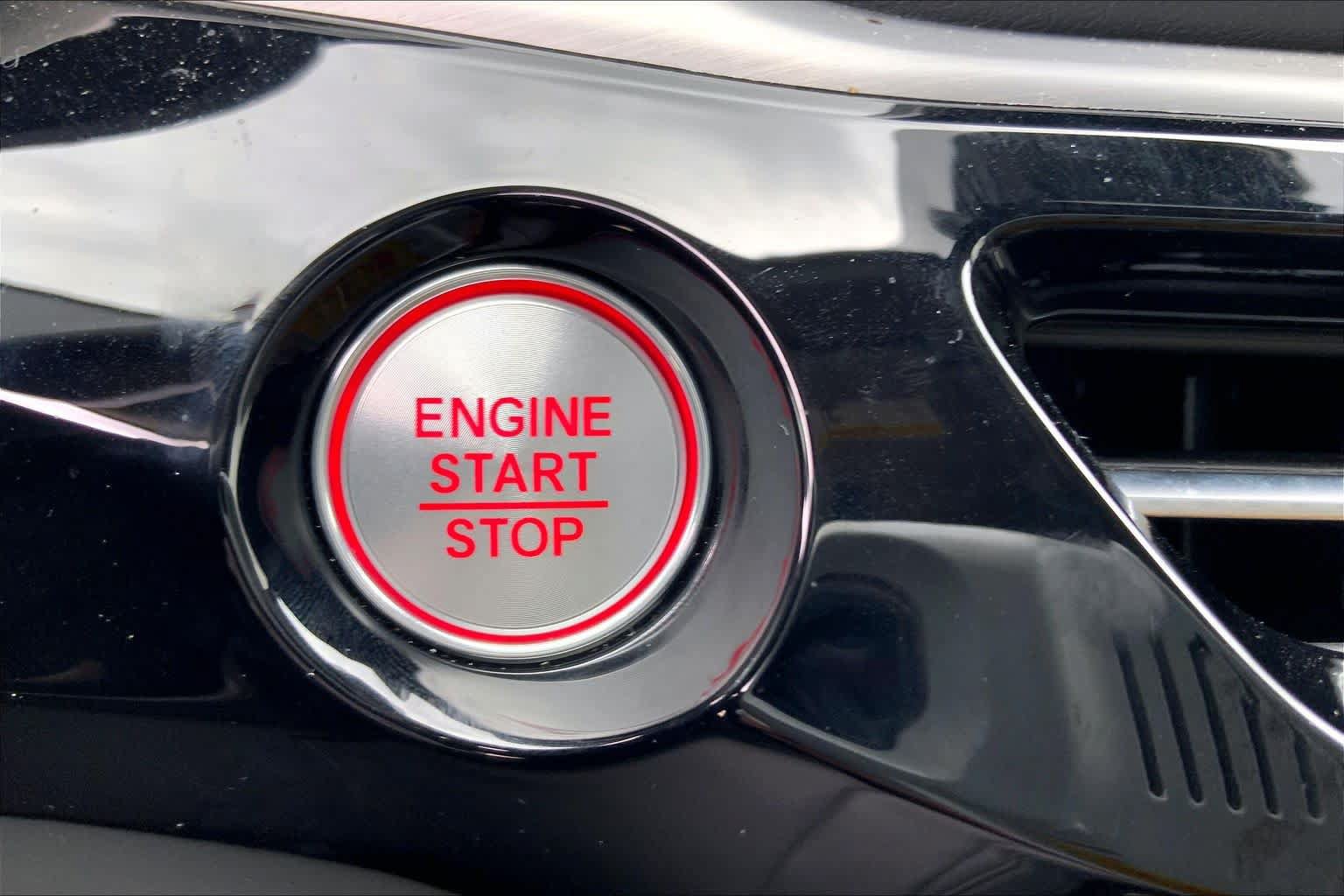 Used 2026 Acura MDX w/ Technology Package FWD image 32