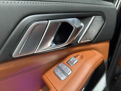 Used 2024 BMW X7 M60i w/ Executive Package image 44