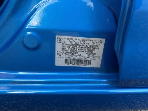 Used 2024 Nissan Versa SR image 27