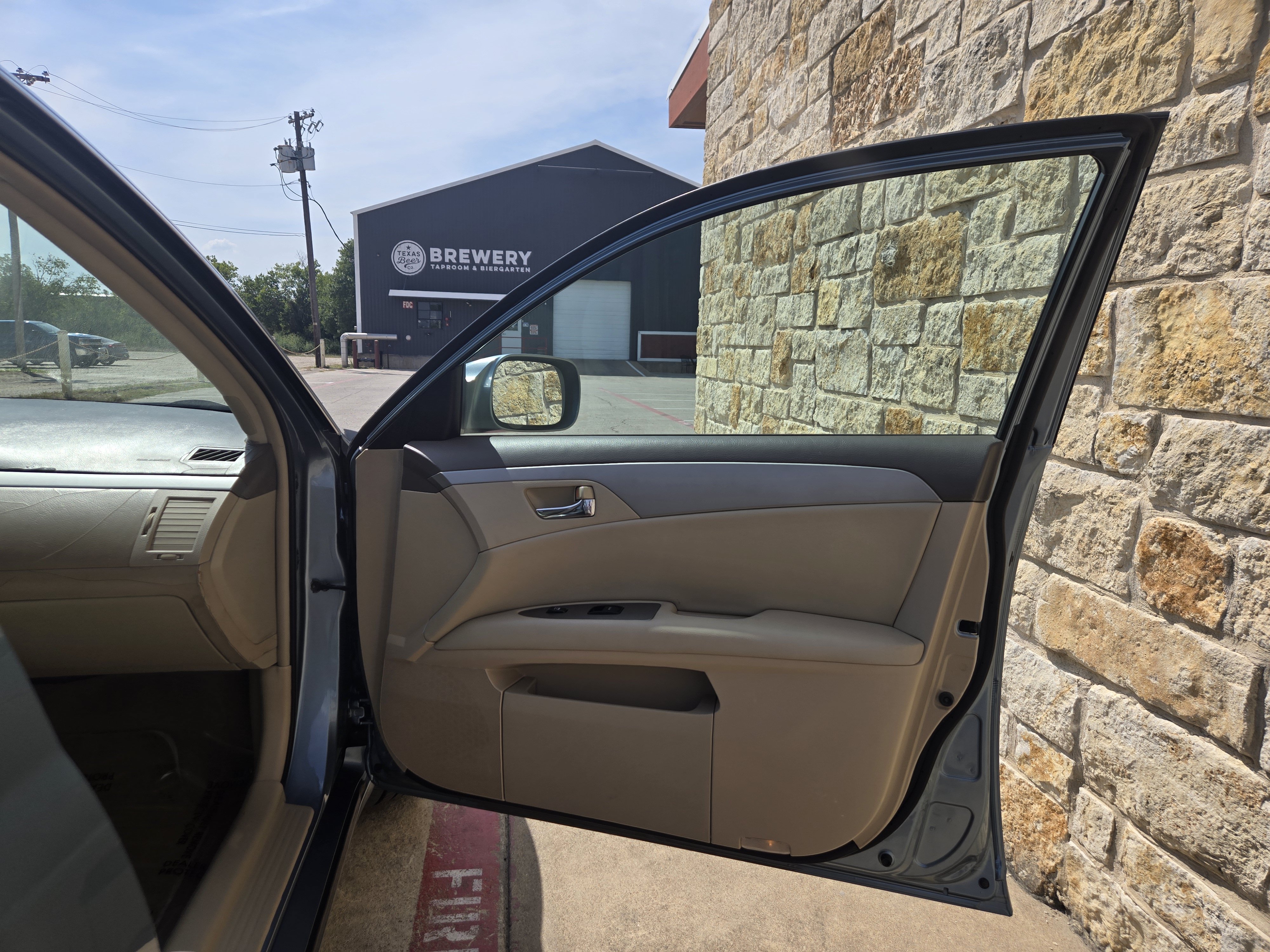 Used 2009 Toyota Avalon XL FWD image 8
