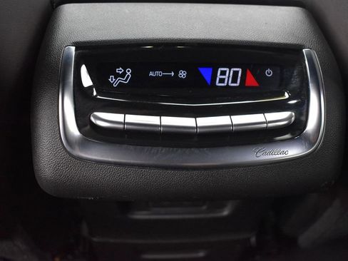 Used 2022 Cadillac XT6 Premium Luxury w/ Technology Package image 27