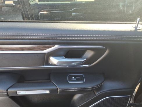 Used 2019 RAM 1500 Laramie image 25