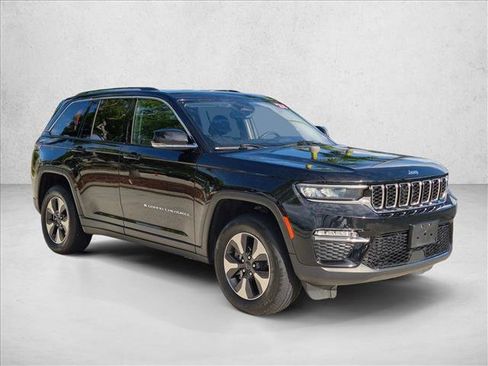 Used 2024 Jeep Grand Cherokee Limited 4xe AWD/4WD image 3