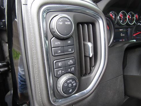 Used 2023 Chevrolet Silverado 2500 LT w/ True North Edition AWD/4WD image 18