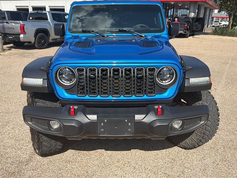 Used 2024 Jeep Wrangler Unlimited Rubicon AWD/4WD image 8