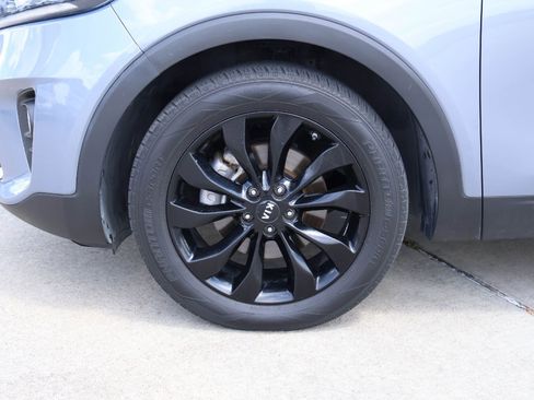 Used 2020 Kia Sorento EX FWD image 8