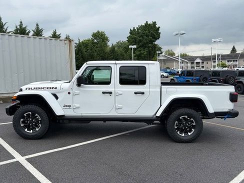 New 2026 Jeep Gladiator Rubicon AWD/4WD image 3