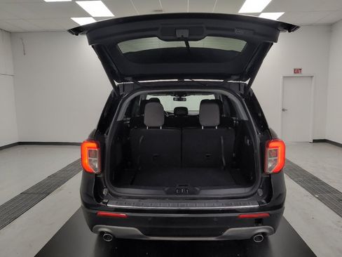 Used 2021 Ford Explorer Limited AWD/4WD image 29