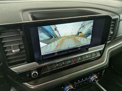 Certified 2022 GMC Sierra 1500 SLT w/ SLT Convenience Package image 30