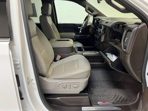 Used 2022 Chevrolet Silverado 1500 LTZ image 32