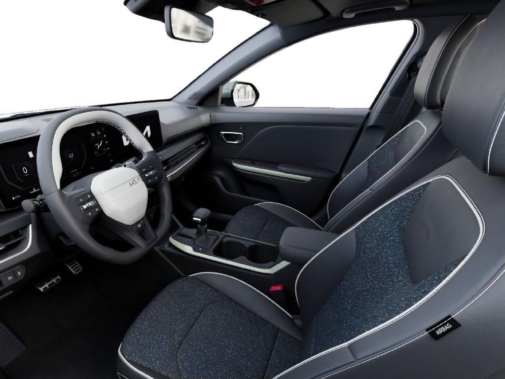 New 2025 Kia K4 GT-Line Turbo w/ GT-Line Sunroof Package FWD image 17
