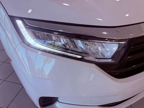 Used 2023 Honda Odyssey EX-L image 16
