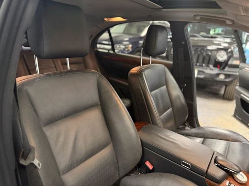Used 2010 Mercedes-Benz S 550 4MATIC image 30