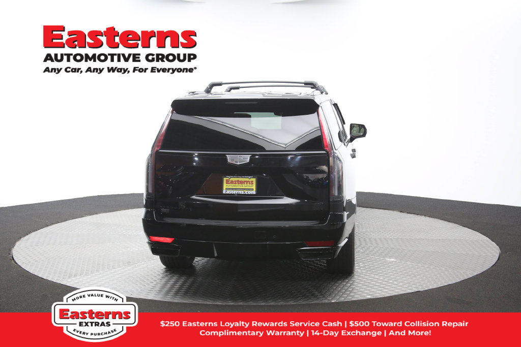 Used 2024 Cadillac Escalade ESV Sport Platinum w/ LPO, ONYX Package AWD/4WD image 46