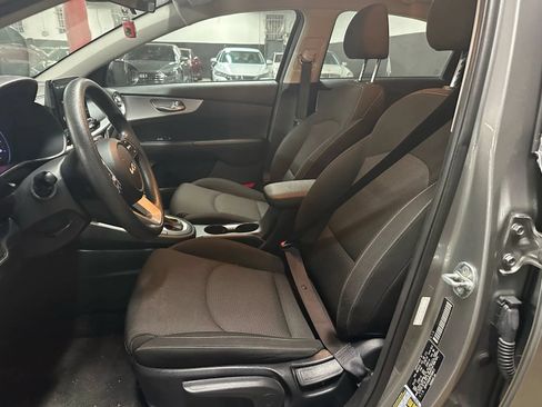 Used 2023 Kia Forte LXS FWD image 12