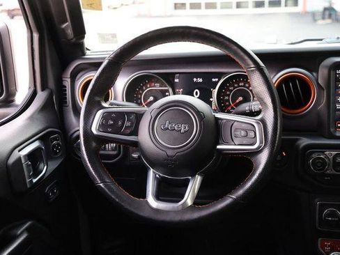 Used 2021 Jeep Gladiator Mojave AWD/4WD image 24
