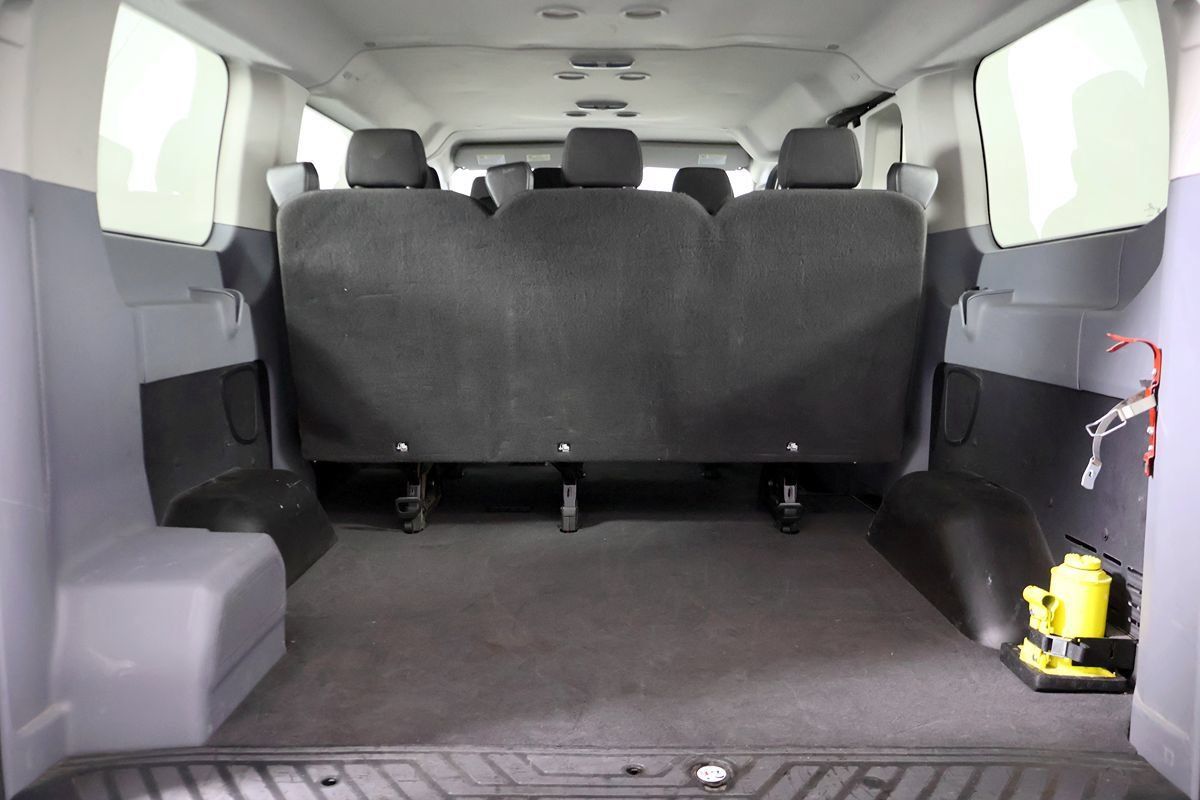 Used 2017 Ford Transit 150 XL RWD image 15