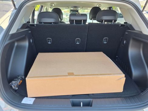 New 2026 Hyundai Kona SEL Premium FWD image 12