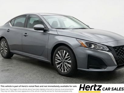 Used 2025 Nissan Altima 2.5 SV