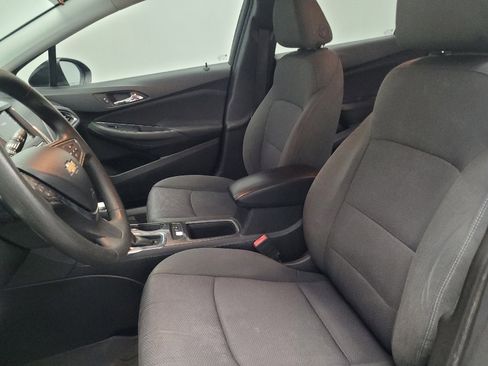 Used 2019 Chevrolet Cruze LT w/ Convenience Package image 17