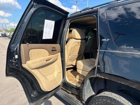 Used 2007 GMC Yukon SLT w/ SLT Preferred Equipment Group AWD/4WD image 11