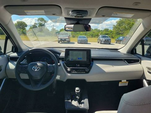 New 2026 Toyota Corolla Cross L image 10