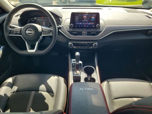Used 2023 Nissan Altima 2.5 SR FWD image 17