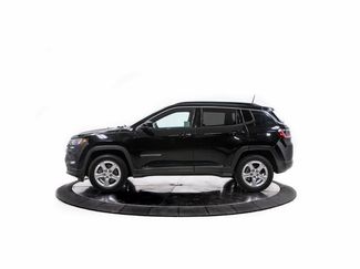 Used 2023 Jeep Compass Latitude video 2