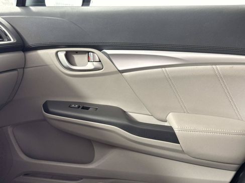 Used 2015 Honda Civic EX-L image 19