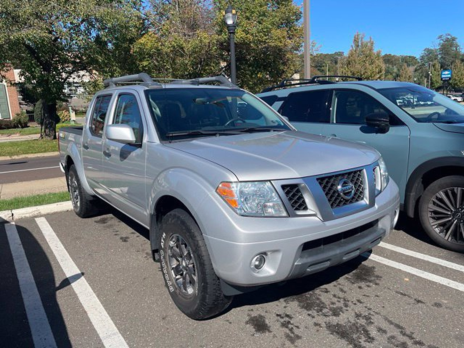 Certified 2021 Nissan Frontier PRO-4X w/ Pro-4x Utility Package AWD/4WD image 4