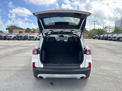 Used 2022 Ford Escape Titanium w/ Titanium Premium Package image 29