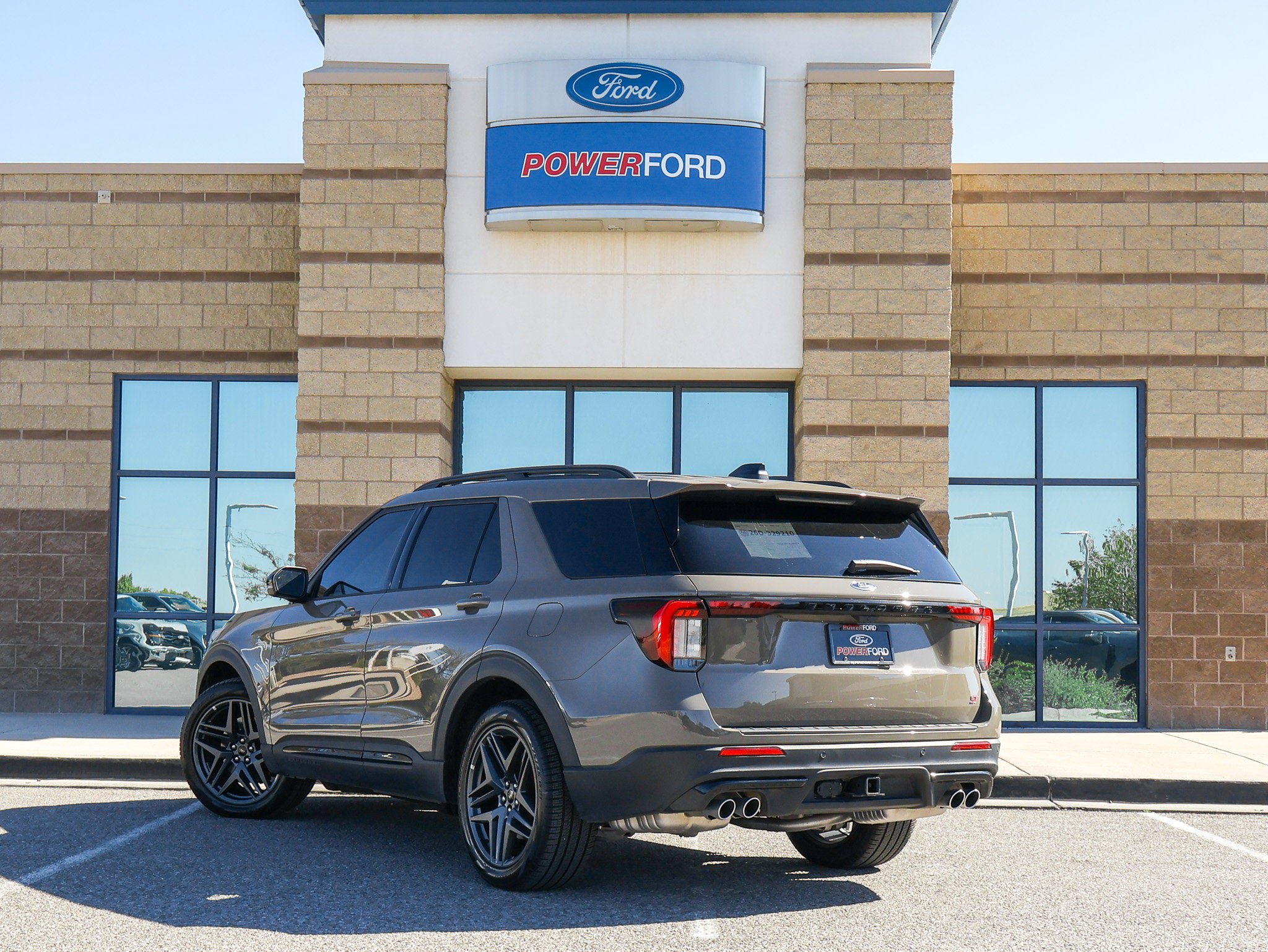Used 2026 Ford Explorer ST w/ Sun And Sound Package AWD/4WD image 8
