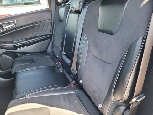 Used 2022 Ford Edge ST w/ Equipment Group 401A AWD/4WD image 16