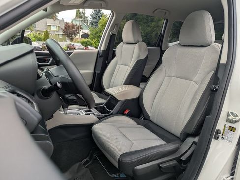 Used 2022 Subaru Forester AWD/4WD image 23