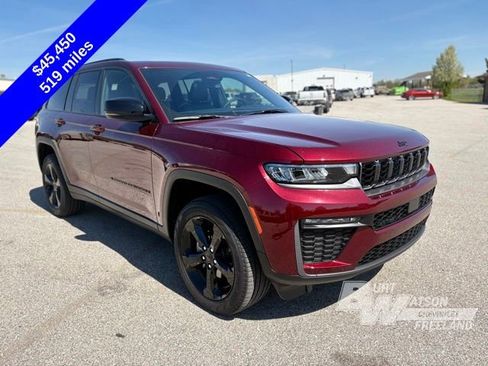 Used 2026 Jeep Grand Cherokee Limited AWD/4WD image 7